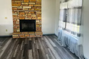 6015 Sunny Meadows Dr, Fredericksburg, VA 22407 - Photo 9