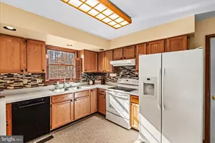 10628 Chesterwood Dr, Spotsylvania, VA 22553 - Photo 17