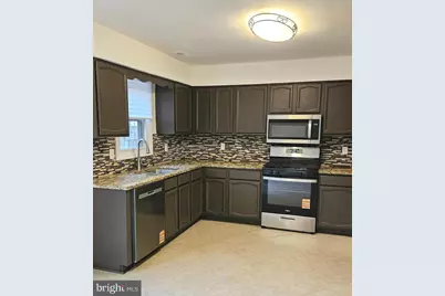 10715 Greta Lynn Court, Fredericksburg, VA 22407 - Photo 9