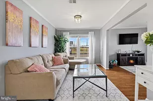 300 Clay St, Fredericksburg, VA 22408 - Photo 7