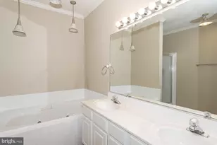 6807 Carmel Ln, Fredericksburg, VA 22407 - Photo 13