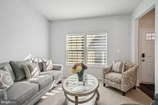 5821 Spruce Valley Dr, Fredericksburg, VA 22407 - Photo 9