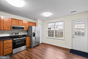 10512 Tidewater Plains Dr, Fredericksburg, VA 22408 - Photo 9