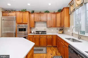 10922 Chatham Ridge Way, Spotsylvania, VA 22551 - Photo 35