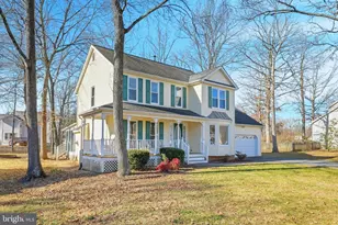 9806 Kenmore Ct, Fredericksburg, VA 22408 - Photo 3