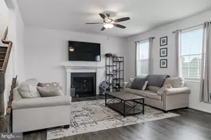 6317 Courtland Park Dr, Fredericksburg, VA 22407 - Photo 9