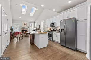 5712 Finley Rose Ct, Fredericksburg, VA 22407 - Photo 5