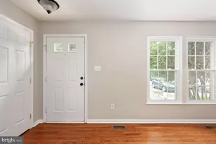 9705 Becker Ct, Fredericksburg, VA 22408 - Photo 5