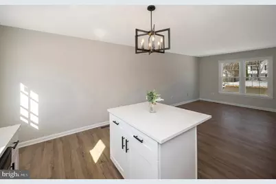 8006 Blossom Wood Court, Fredericksburg, VA 22407 - Photo 11