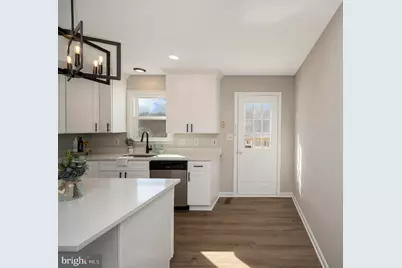 8006 Blossom Wood Court, Fredericksburg, VA 22407 - Photo 15