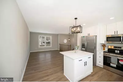 8006 Blossom Wood Court, Fredericksburg, VA 22407 - Photo 9