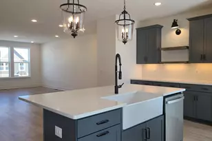 5046 Bigleaf Rd, Fredericksburg, VA 22407 - Photo 7