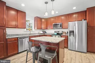 8515 Foundry Run Dr, Fredericksburg, VA 22408 - Photo 13