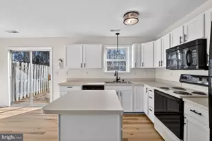 4540 Leighann Ln, Fredericksburg, VA 22408 - Photo 5