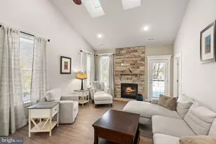 5713 Finley Rose Ct, Fredericksburg, VA 22407 - Photo 11