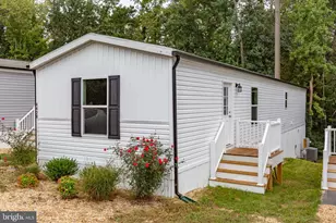 4434 Hotchkiss St, Fredericksburg, VA 22408 - Photo 3