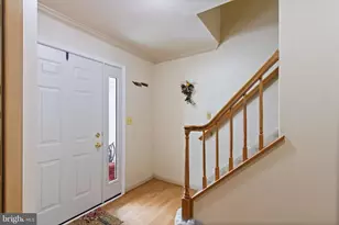 7211 Lord Barton Dr, Fredericksburg, VA 22407 - Photo 7