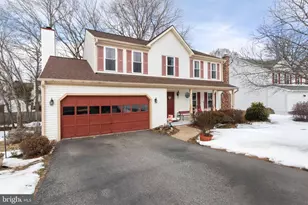 7211 Lord Barton Dr, Fredericksburg, VA 22407 - Photo 3