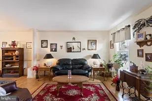 7211 Lord Barton Dr, Fredericksburg, VA 22407 - Photo 9