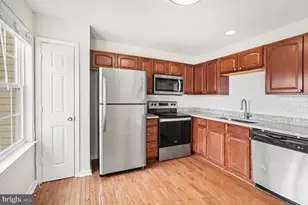 11405 Wytheville Ct, Fredericksburg, VA 22407 - Photo 7