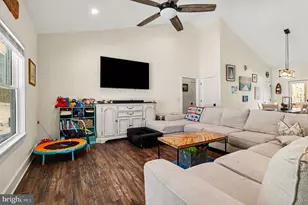 2724 Patriot Ln, Fredericksburg, VA 22408 - Photo 9