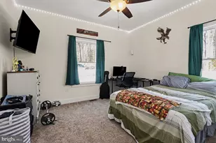 2724 Patriot Ln, Fredericksburg, VA 22408 - Photo 15