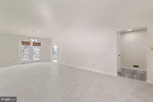 5404 Leavells Crossing Dr, Fredericksburg, VA 22407 - Photo 9