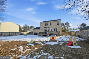 8705 New Castle Ct, Fredericksburg, VA 22408 - Photo 25