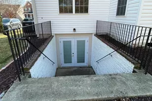 5823 Deep Creek Dr, Fredericksburg, VA 22407 - Photo 9