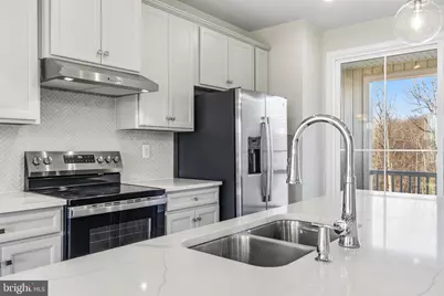 9399 Edenderry Dr, Fredericksburg, VA 22408 - Photo 11