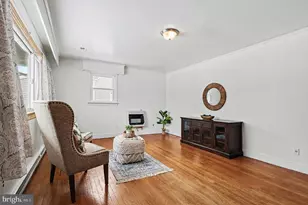 300 Hamilton St, Fredericksburg, VA 22408 - Photo 5