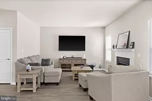 9122 Wood Creek Cir, Fredericksburg, VA 22407 - Photo 9