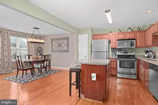11417 Wytheville Ct, Fredericksburg, VA 22407 - Photo 17