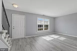 311 Clay St, Fredericksburg, VA 22408 - Photo 3