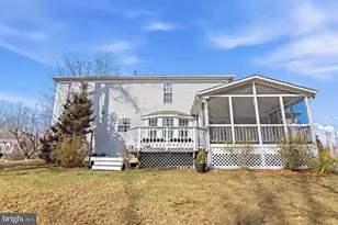 11211 Springfield Dr, Fredericksburg, VA 22408 - Photo 49