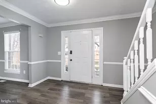 11211 Springfield Dr, Fredericksburg, VA 22408 - Photo 7