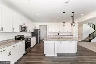 10407 Spotswood Dr, Fredericksburg, VA 22408 - Photo 15