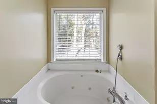 5413 O'Bryant Ct, Fredericksburg, VA 22407 - Photo 17