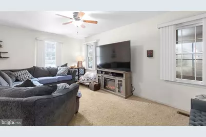 5504 Leavells Crossing Drive, Fredericksburg, VA 22407 - Photo 7