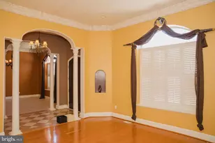 6902 Tower of London Dr, Fredericksburg, VA 22407 - Photo 7