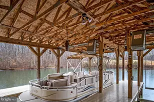 3900 Water Front Ct, Bumpass, VA 23024 - Photo 33