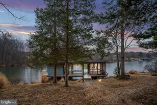 3900 Water Front Ct, Bumpass, VA 23024 - Photo 13