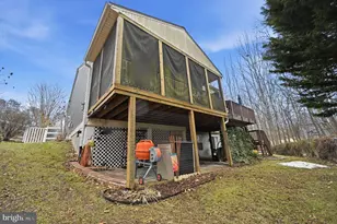 5905 Vista Ct, Fredericksburg, VA 22407 - Photo 17