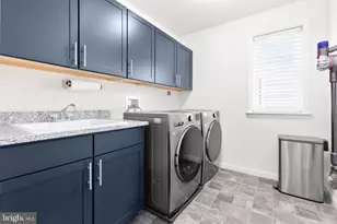 10413 Spotswood Dr, Fredericksburg, VA 22408 - Photo 19