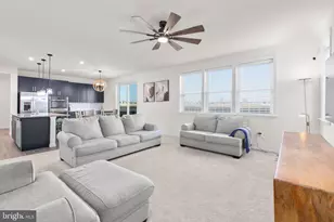 10413 Spotswood Dr, Fredericksburg, VA 22408 - Photo 3