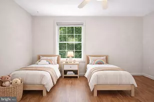 11205 Kensington Pl, Fredericksburg, VA 22407 - Photo 9