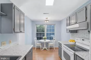 11205 Kensington Pl, Fredericksburg, VA 22407 - Photo 3