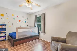 11205 Kensington Pl, Fredericksburg, VA 22407 - Photo 17