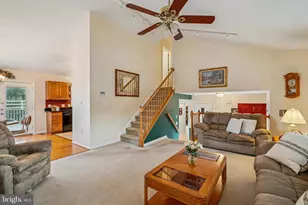 10129 Sharon Springs Dr, Fredericksburg, VA 22408 - Photo 3