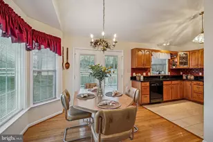 10129 Sharon Springs Dr, Fredericksburg, VA 22408 - Photo 7